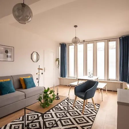 Apartment Lumineux Proche Parc De La Paris